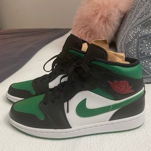 Women’s nike Air Jordan 1s mid green pine green